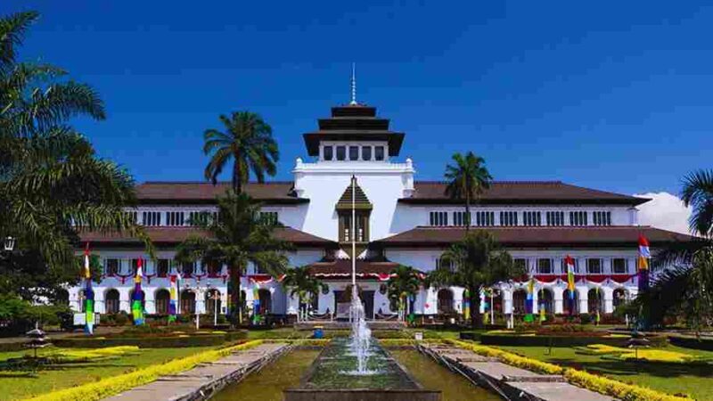 Ilustrasi. Rekomendasi Wisata Gratis di Bandung, Pas Buat Liburan Hemat Akhir Pekan (Foto: perumperindo)