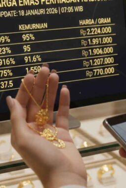 Daftar Harga Emas Perhiasan Hari Ini 18 Januari 2026