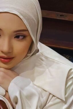 Klarifikasi Jule: Permintaan Maaf Terbuka dan Keputusan Fokus Menjadi Diri Sendiri