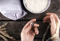 Ilustrasi zakat penghasilan. (Foto: freepik)