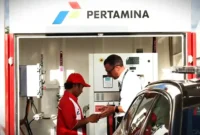 Safety Car MotoGP Mandalika mengisi Pertamax Turbo di SPBU Modular Pertamina, Jumat (3/10/2025). (DOK. PERTAMINA)