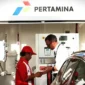 Safety Car MotoGP Mandalika mengisi Pertamax Turbo di SPBU Modular Pertamina, Jumat (3/10/2025). (DOK. PERTAMINA)
