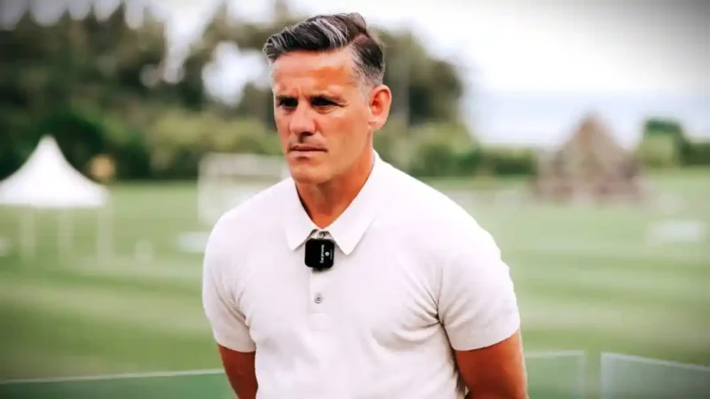 Pelatih timnas Indonesia asal Inggris John Herdman saat mengunjungi Bali United Training Center di kawasan Pantai Purnama Gianyar, Bali, Rabu (28/1/2026) sore.(Dokumentasi Bali United)