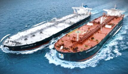 Kapal Pertamina Masih Tertahan di Selat Hormuz