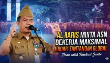 Gubernur Jambi Al Haris, saat Apel Kedisiplinan dan Halal Bihalal ASN dan PPPK lingkup Pemerintah Provinsi Jambi.
