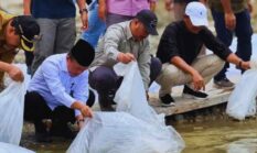 Monadi dan Al Haris Tinjau Pintu Air PLTA di Desa Sangir