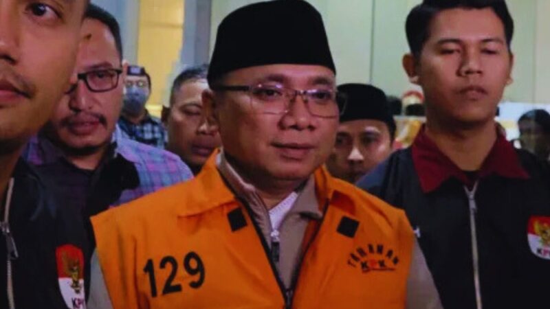 Eks Menag Yaqut Cholil Qoumas Resmi Ditahan KPK