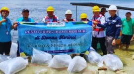Monadi Bersama PT KMH Lepas Ribuan Benih Ikan di Danau Kerinci