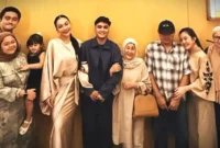 Denada Tambunan dan Ressa Rizky Rosano di Lebaran 2026 (Foto: Instagram/denadaindonesia)