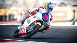 Aksi pembalap Honda Team Asia Veda Ega Pratama pada hari kedua Moto3 Amerika 2026. (HONDA TEAM ASIA)