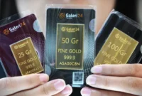 HomeBisnisEkonomi
Harga Emas Antam Stabil saat Hari Pertama Lebaran, Sabtu 21 Maret 2026
Berikut daftar lengkap harga emas PT Aneka Tambang Tbk (Antam) pada hari pertama Lebaran, Sabtu (21/3/2026).Agustina Melani
Oleh
Agustina Melani
Diterbitkan 21 Maret 2026, 11:04 WIB
Share
Copy Link
Batalkan
Harga Emas Antam Stabil saat Hari Pertama Lebaran, Sabtu 21 Maret 2026
Perbesar
Harga emas PT Aneka Tambang Tbk (Antam) atau harga emas Antam stabil pada perdagangan hari ini Sabtu (21/3/2026). (BAY ISMOYO/AFP)