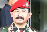 Mantan Danjen Kopassus Mayjen TNI (Purn) Soenarko bersama 8 Jenderal (Purn), 6 Pamen TNI (Purn)dan 2 warga sipil menggugat Ditreskrimum Polda Metro Jaya terkait ijazah Jokowi. (Foto/Ist)