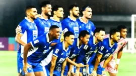 Uilliam Barros dihukum skorsing dua pertandingan karena terkena kartu merah di laga Persib Bandung vs Ratchaburi FC. (Foto: Instagram/@uilliambarros94)