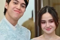 El Rumi dan Syifa Hadju resmi jadi pasutri setelah menjalani akad nikah di Hotel Raffles Jakarta, 26 April 2026. Maskawinnya berupa 2.026 Poundsterling. (Foto: Dok. Instagram @didietmaulana)