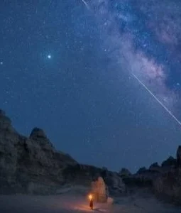 Malam Ini! Hujan Meteor Lyrids Hiasi Langit Indonesia