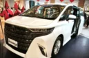 Toyota Alphard XE Hybrid di Pakuwon Mall Jogja.(Kompas.com)