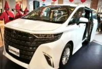 Toyota Alphard XE Hybrid di Pakuwon Mall Jogja.(Kompas.com)