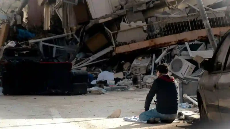 Ilustrasi gempa bumi. Doa saat menghadapi musibah dan gempa bumi lengkap dengan hikmah menurut Islam. (Pexels/Doruk Aksel Anıl)