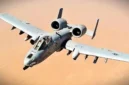 Jet tempur A-10 Thunderbolt, atau yang lebih dikenal dengan julukan Warthog, milik Angkatan Udara Amerika Serikat (AS).(ANGKATAN UDARA AS via WIKIMEDIA COMMONS)
