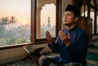 Ilustrasi - Muslim Sedang Berdoa di waktu Fajar.