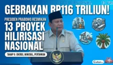 zoom-inlihat fotoDaftar 13 Proyek Hilirisasi Tahap 2 Senilai Rp 116 T yang Baru Diresmikan Prabowo
Ist/YouTube Sekretariat Presiden
Presiden RI Prabowo Subianto meresmikan groundbreaking atau peletakan batu pertama terkait 13 proyek hilirisasi tahap kedua di berbagai wilayah Indonesia. (Ist/YouTube Sekretariat Presiden)