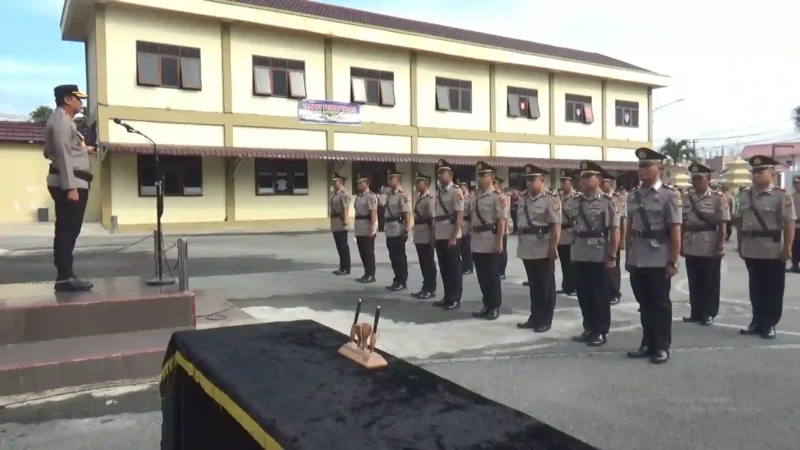 Kapolres Kerinci AKBP Ramadhanil Memimpin Sertijab dan Pelantikan Wakapolres, PJU dan 6 Kapolsek.