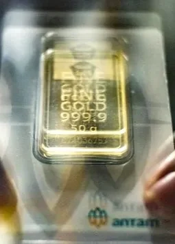 Tensi Global Memanas, Harga Emas Antam Meroket Rp 50 Ribu