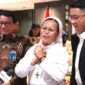 Direktur Utama Bank BNI Putrama Wahju Setyawan dan Suster Natalia Situmorang usai melakukan komunikasi bersama Wakil Ketua DPR RI Sufmi Dasco Ahmad terkait Pengembalian Dana Umat Gereja Rp28 Miliar yang sempat diduga digelapkan oleh salah satu pegawai BNI. (Bisnis.com)