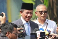 Foto: Menteri LH, Hanif Faisol tiba di Istana Negara, Jakarta, Senin (27/4/2026). (CNBC Indonesia)