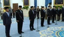 Presiden Prabowo Subianto melantik sejumlah pejabat di Istana Negara, Jakarta. (Biro Pers Sekretariat Presiden)
