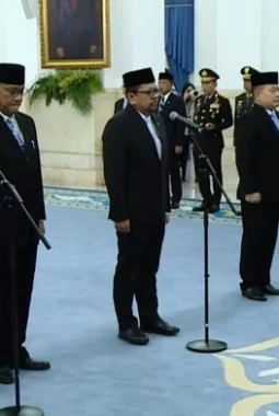 Prabowo Reshuffle Kabinet: Dudung Abdurachman dan Jumhur Hidayat Masuk
