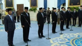 Presiden Prabowo Subianto melantik sejumlah pejabat di Istana Negara, Jakarta. (Biro Pers Sekretariat Presiden)