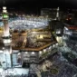 Ribuan jemaah melakukan tawaf, salat dan doa di Masjidil Haram, kota suci Makkah, Arab Saudi. (Photo by FETHI BELAID / AFP)