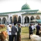 Suasana Idul Adha di Perkarangan Masjid. (cretaed by AI)