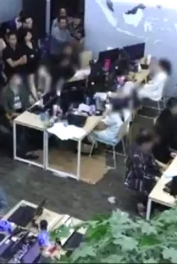 Polri Ringkus 321 WNA Terkait Sindikat Judi Online Lintas Negara