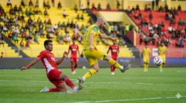 Persebaya Cukur Semen Padang 7-0 Tanpa Balas di Super League.