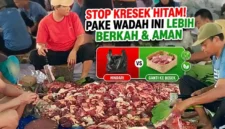 Proses pemotongan hingga pengemasan daging kurban.(KOMPAS.COM)