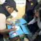 Tim Satrenarkoba Polres Kerinci melakukan Penggeledahan.