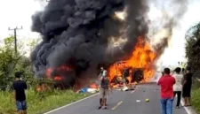 Kecelakaan Bus ALS dan Truk Tangki di Muratara.