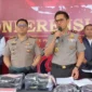 Kapolda Jambi, Irjen Pol Krisno H. Siregar, saat Konferensi pers.