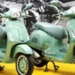 Vespa Sprint dan Vespa GTS edisi khusus Vespa 80th. Vespa.