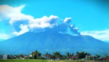 Gunung Marapi Kembali Erupsi, Semburan Abu Vulkanik Hingga 2 Kilometer. ist