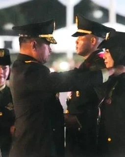 Bangga! Di Bawah Guyuran Hujan, Jenderal Maruli Resmi Lantik 1.202 Perwira Remaja TNI AD