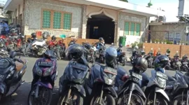 Foto: Penampakan Parkiran di MAsjid. (Detik.com)