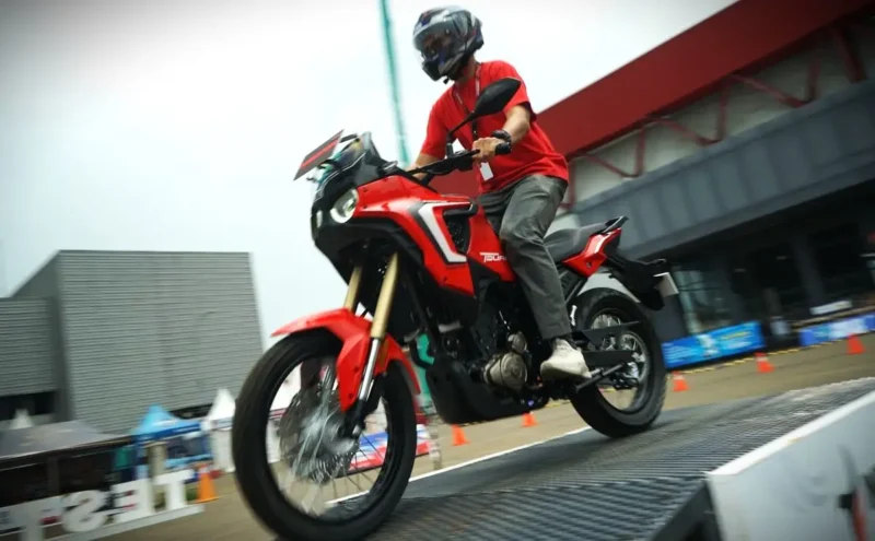 QJMotor Tourino 250 DX. (KOMPAS.com)
