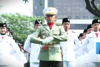 Kolonel Didin Nasruddin selaku Komandan Upacara Hari Lahir Pancasila di Kemenlu, Jakarta, Senin (1/6/2026). (Dok. YouTube Setpres)