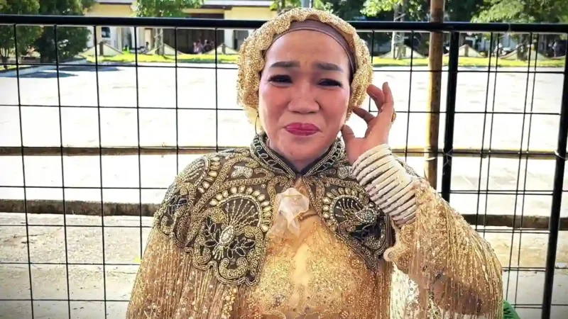 Salah satu jamaah haji asal Gowa, Embarkasi Makassar, bernama Hj Suryani, di Asrama Haji Sudiang, Makassar, Jumat (5/6/2026).(Kompas.com)