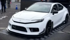 Modifikasi Toyota Camry dengan dua mesin (Dok. Carexpert.com.au)