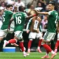 Julian Quinones merayakan gol pertama timnya dalam pertandingan sepak bola Grup A Piala Dunia 2026 antara Meksiko vs Afrika Selatan di Stadion Azteca Mexico City pada 11 Juni 2026. (Foto oleh Yuri CORTEZ / AFP)(AFP/YURI CORTEZ)