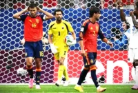 Gelandang timnas Spanyol Rodri bereaksi di samping kiper Tanjung Verde Vozinha (tengah) setelah gagal memanfaatkan peluang gol pada laga Grup H Piala Dunia 2026 antara Spanyol dan Tanjung Verde di Stadion Atlanta, Atlanta, pada 15 Juni 2026.(AFP/ROBERTO SCHMIDT)